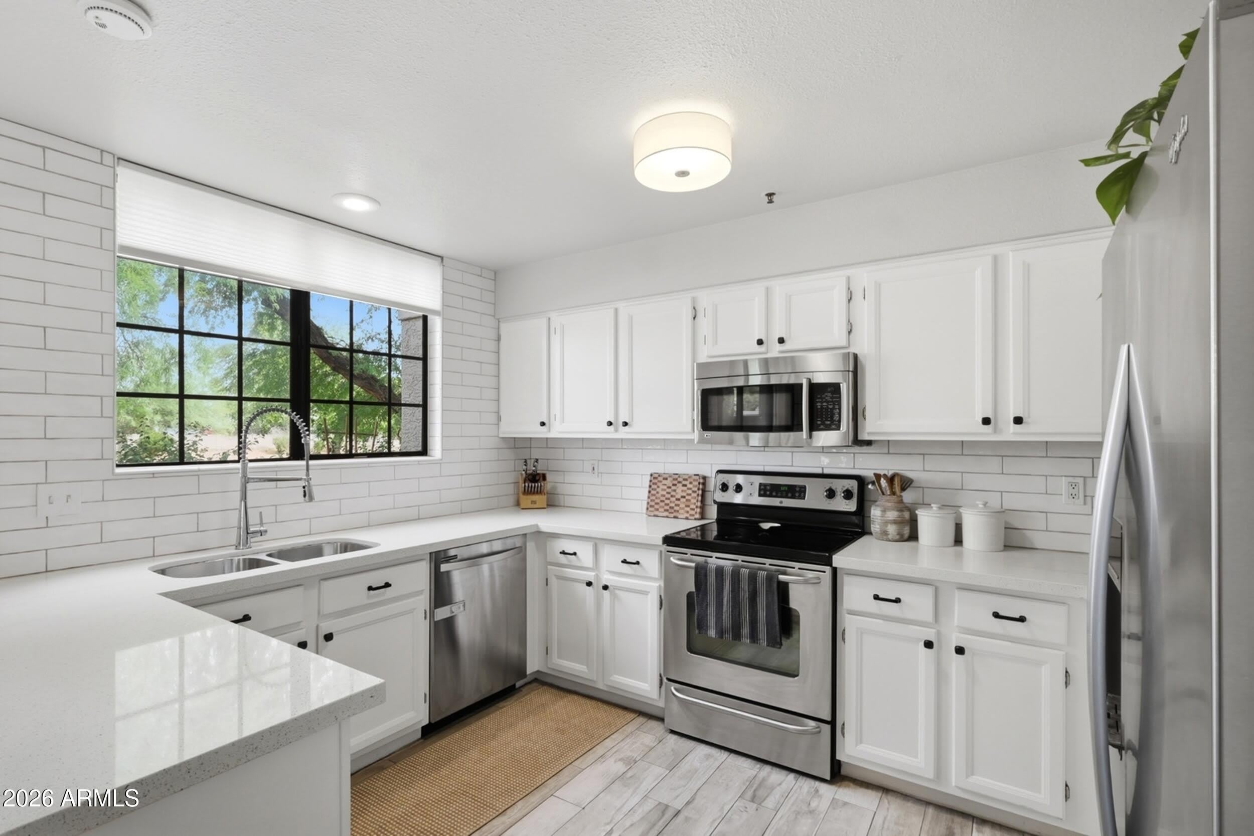 11515 N 91ST Street 124 – photo 3