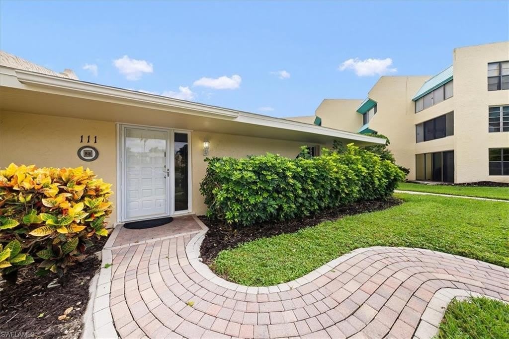 925 Palm View Dr lot: 111 – photo 1