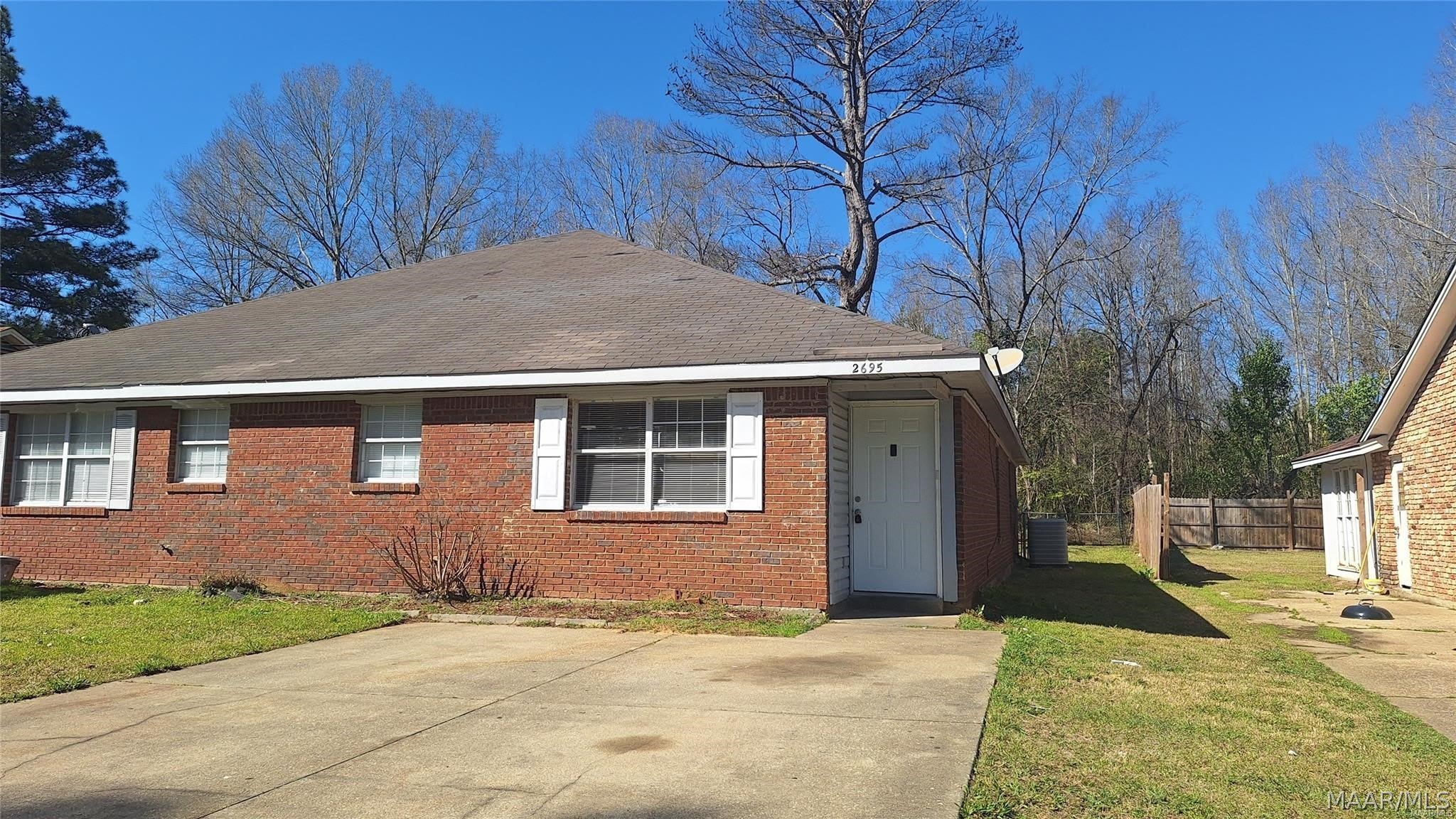 2695 Whispering Pine Drive – photo 2