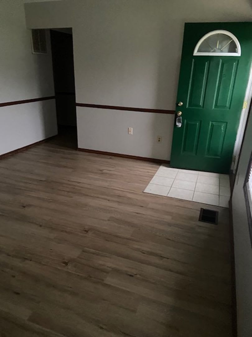 Recently Rehabbed 3-Bedroom Ranch with Fenced Yard – photo 2