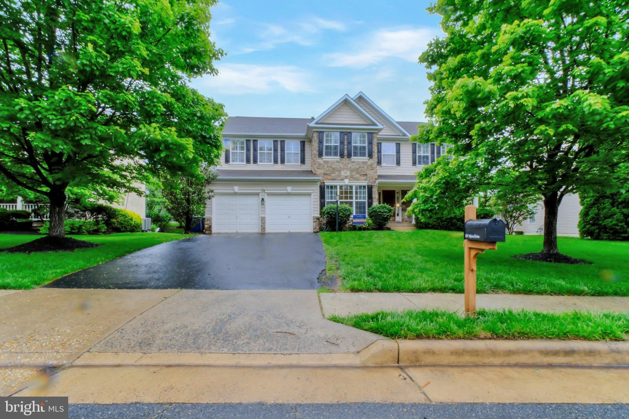 207 Alpine Drive Se – photo 2