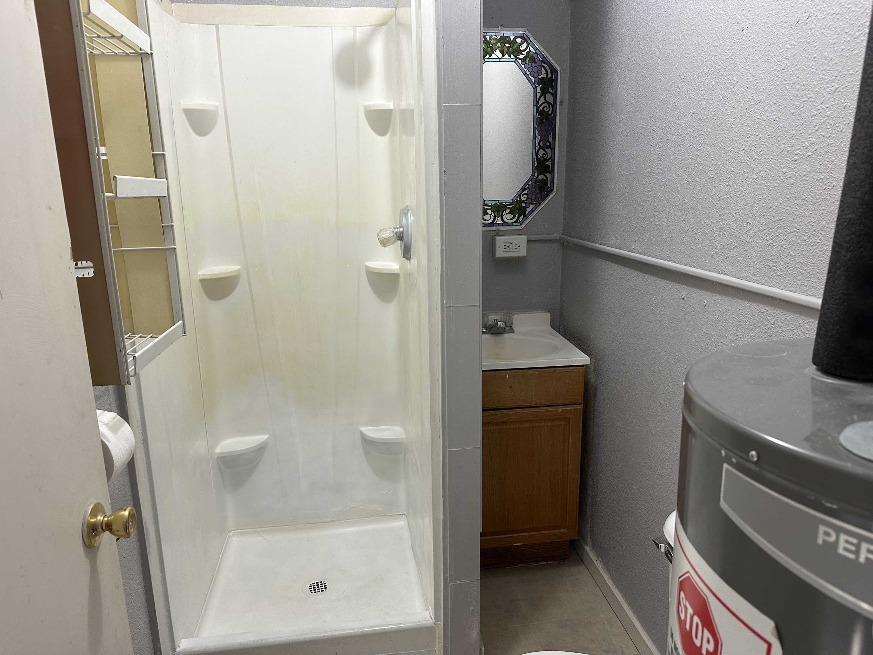 758 W G Road Cabin – photo 3