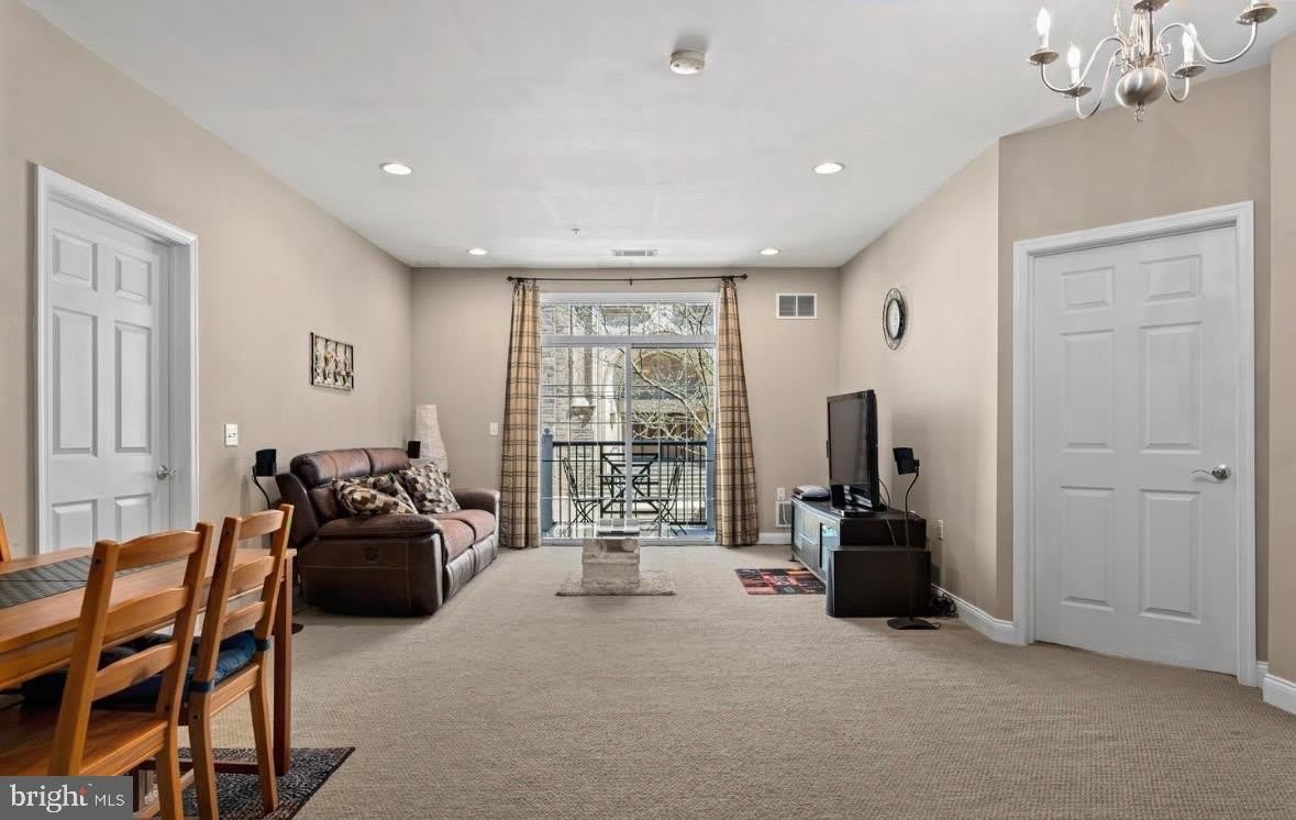 200 W ELM Street – photo 4