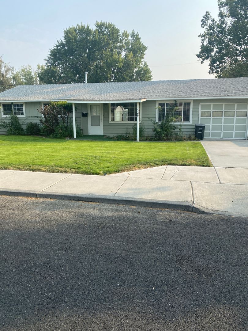 Recently Updated Home Near High School – photo 1
