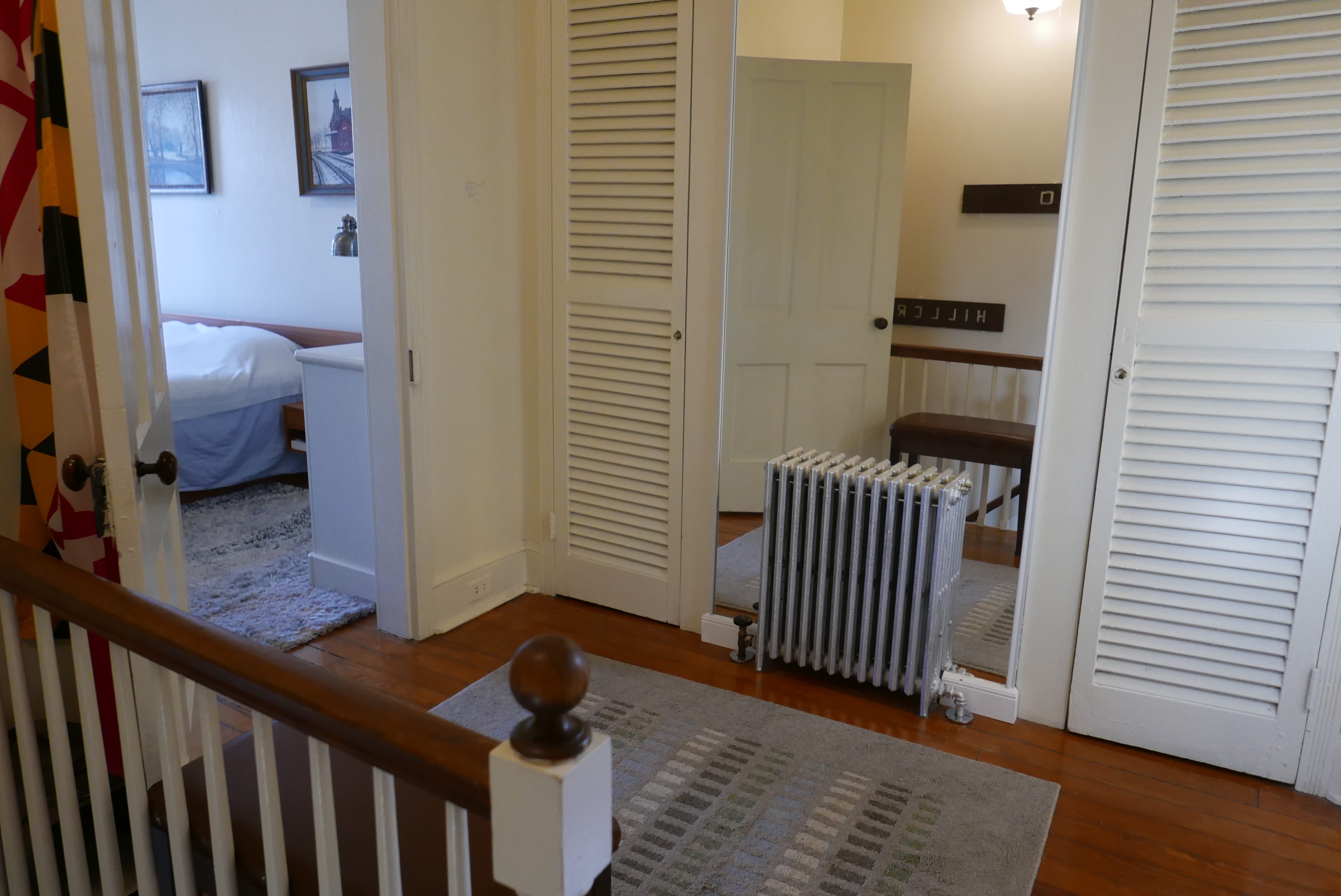208 E 3rd St – photo 4
