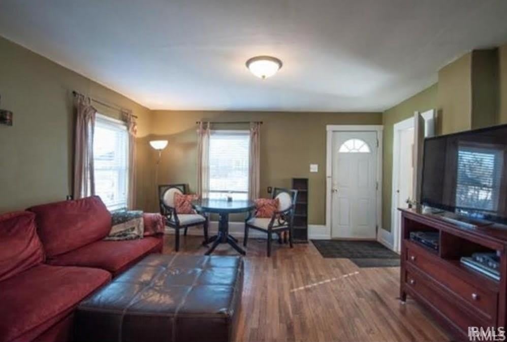 930 W Kirkwood Avenue – photo 3