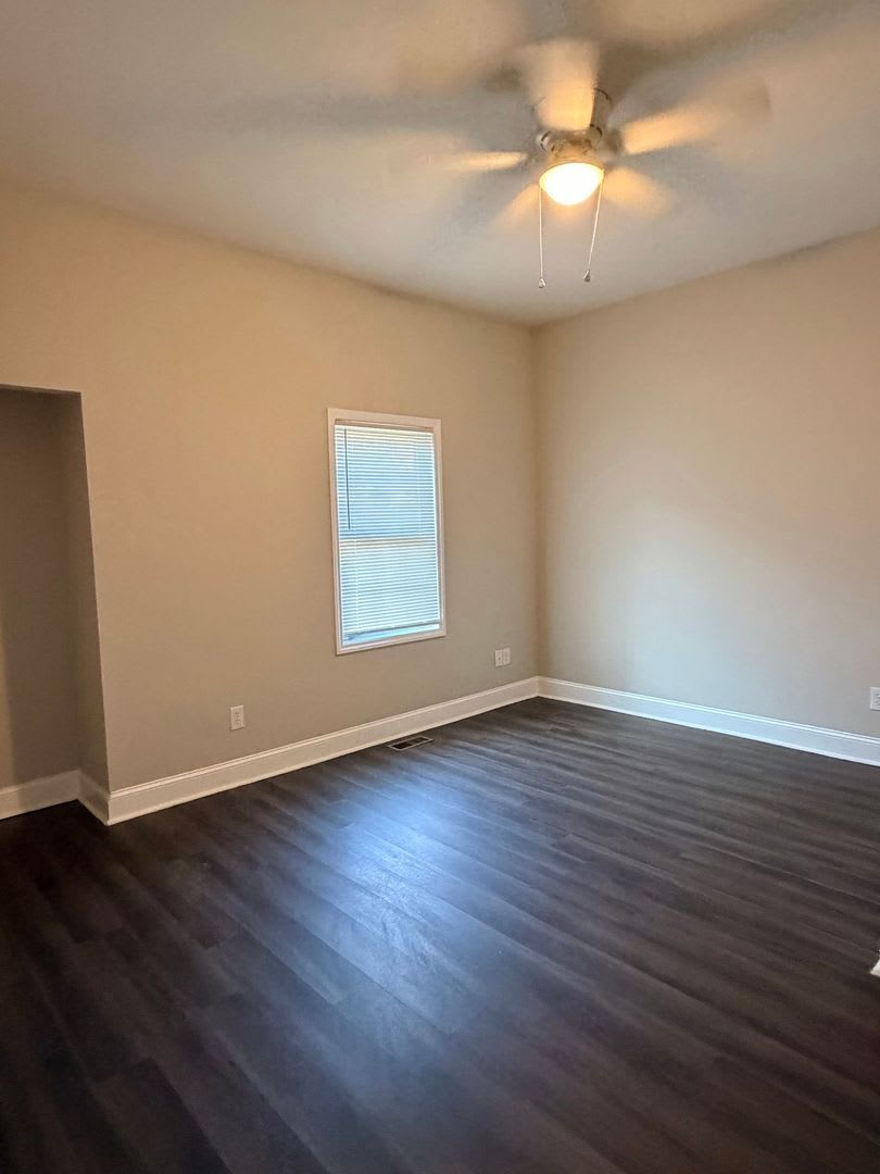 Two bedroom, 2 bath house in Graham – photo 4