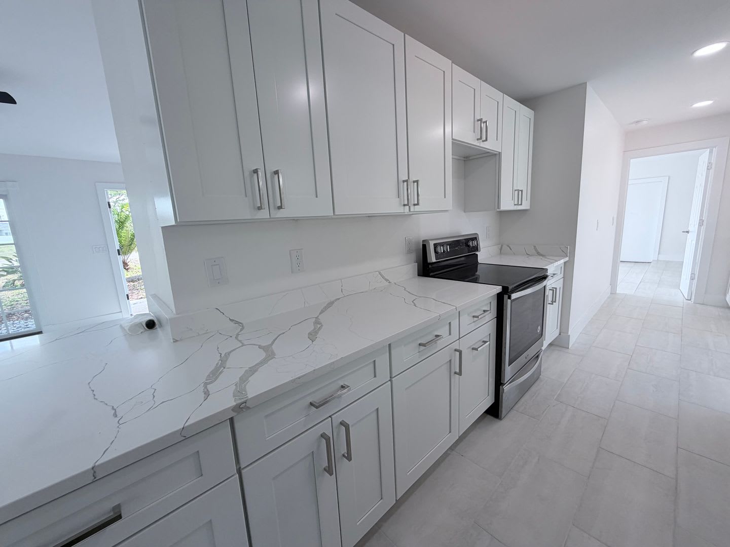 SECTION 8!!! 3/2 pool home with 2 BONUS ROOMS AVAILABLE 09/01/2026 – photo 5