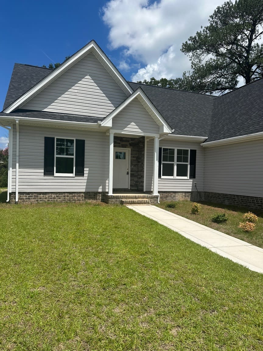 645 Glensford Drive – photo 2