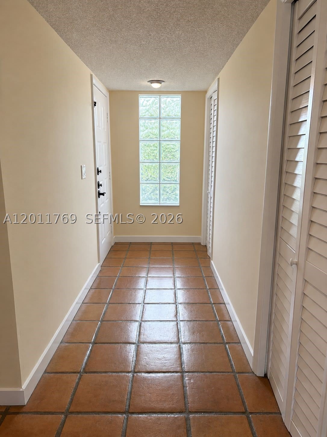 286 Racquet Club Rd – photo 4