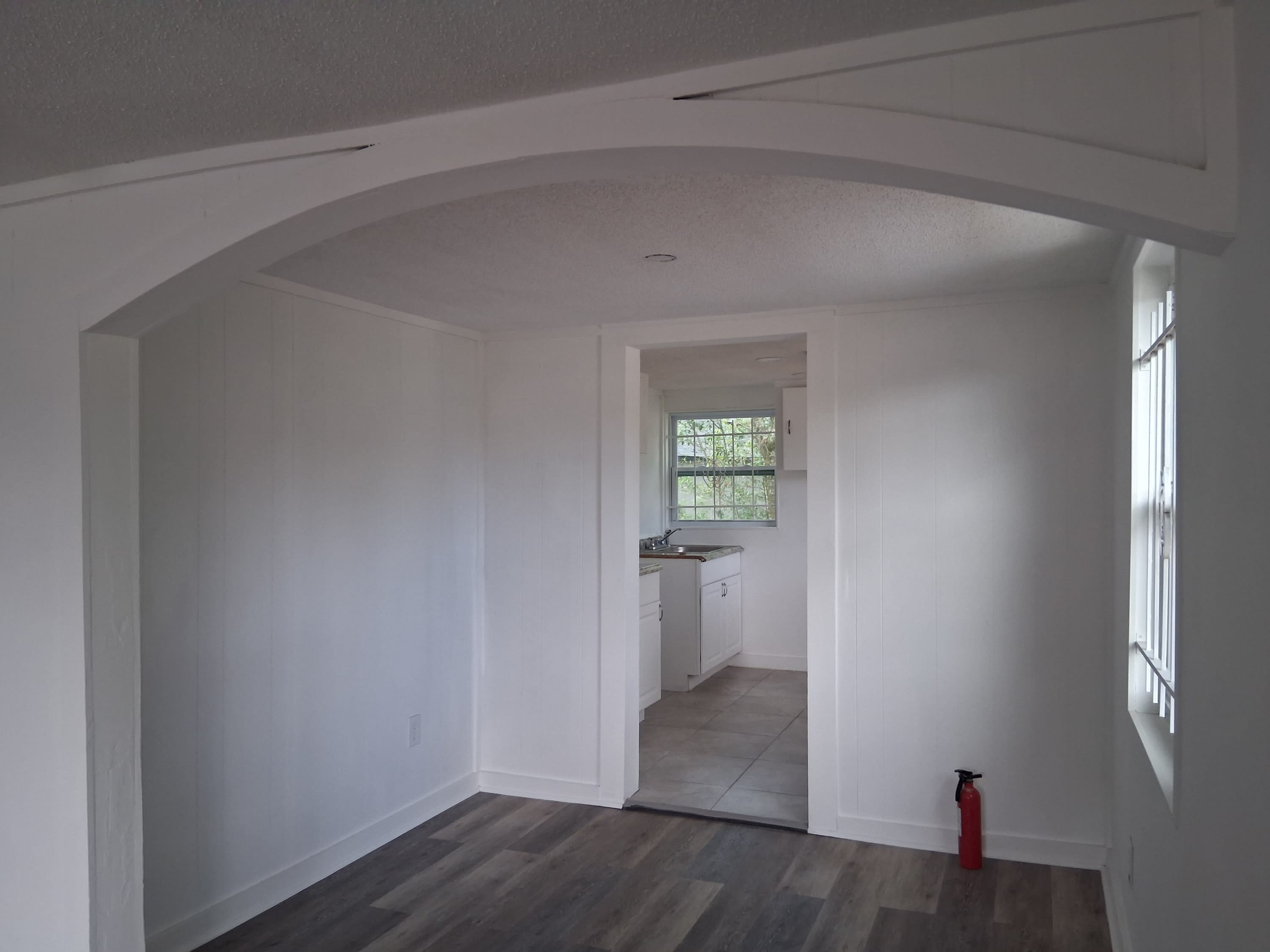 2904 Moncrief Rd. – photo 4