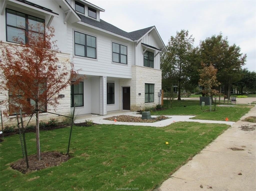 2104 Crescent Pointe Parkway – photo 1