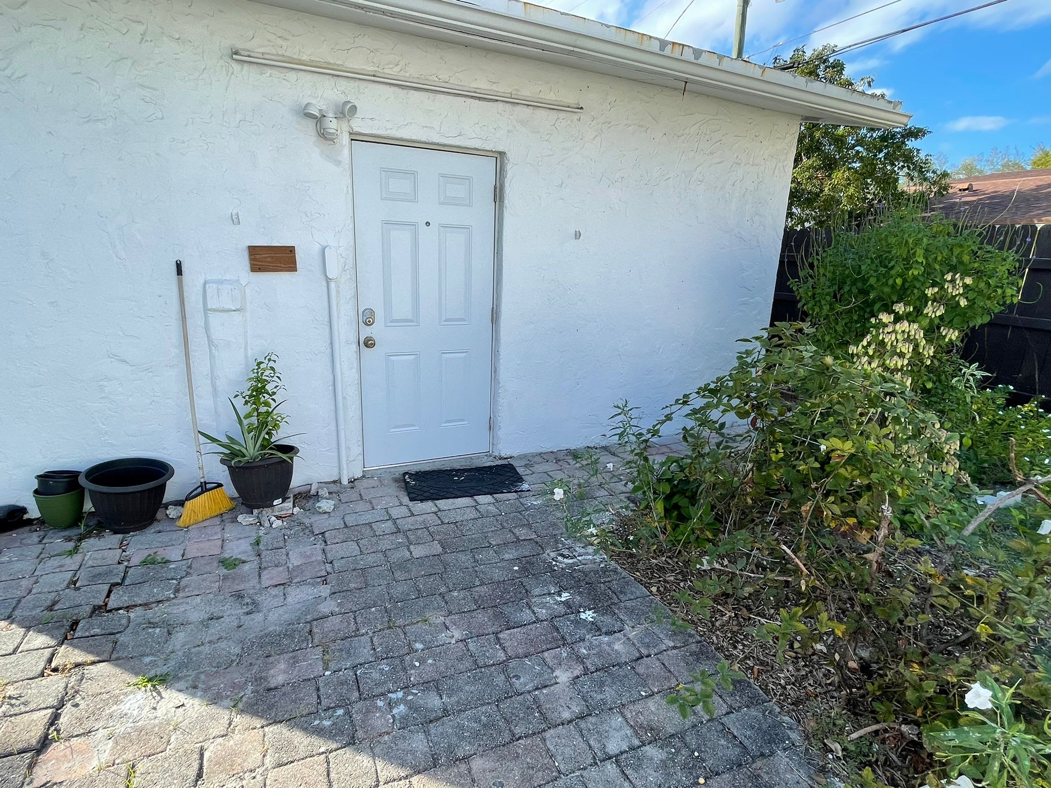 1912 North 20th Avenue – photo 2