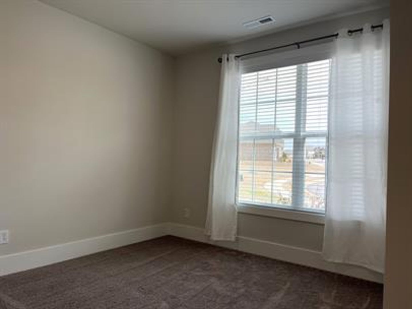 154 Fernhill Drive Northwest – photo 3