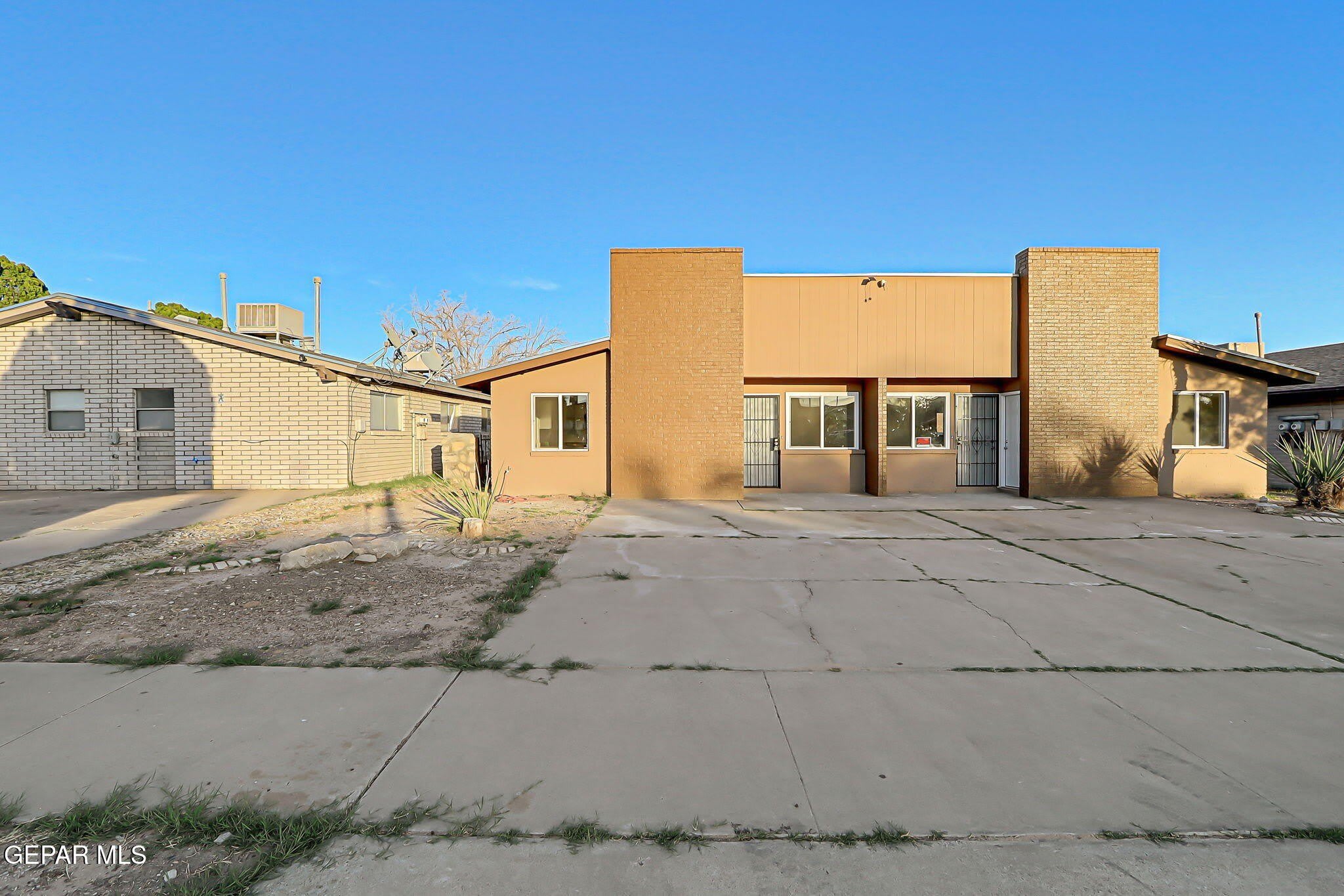3016 E GLEN Drive – photo 3