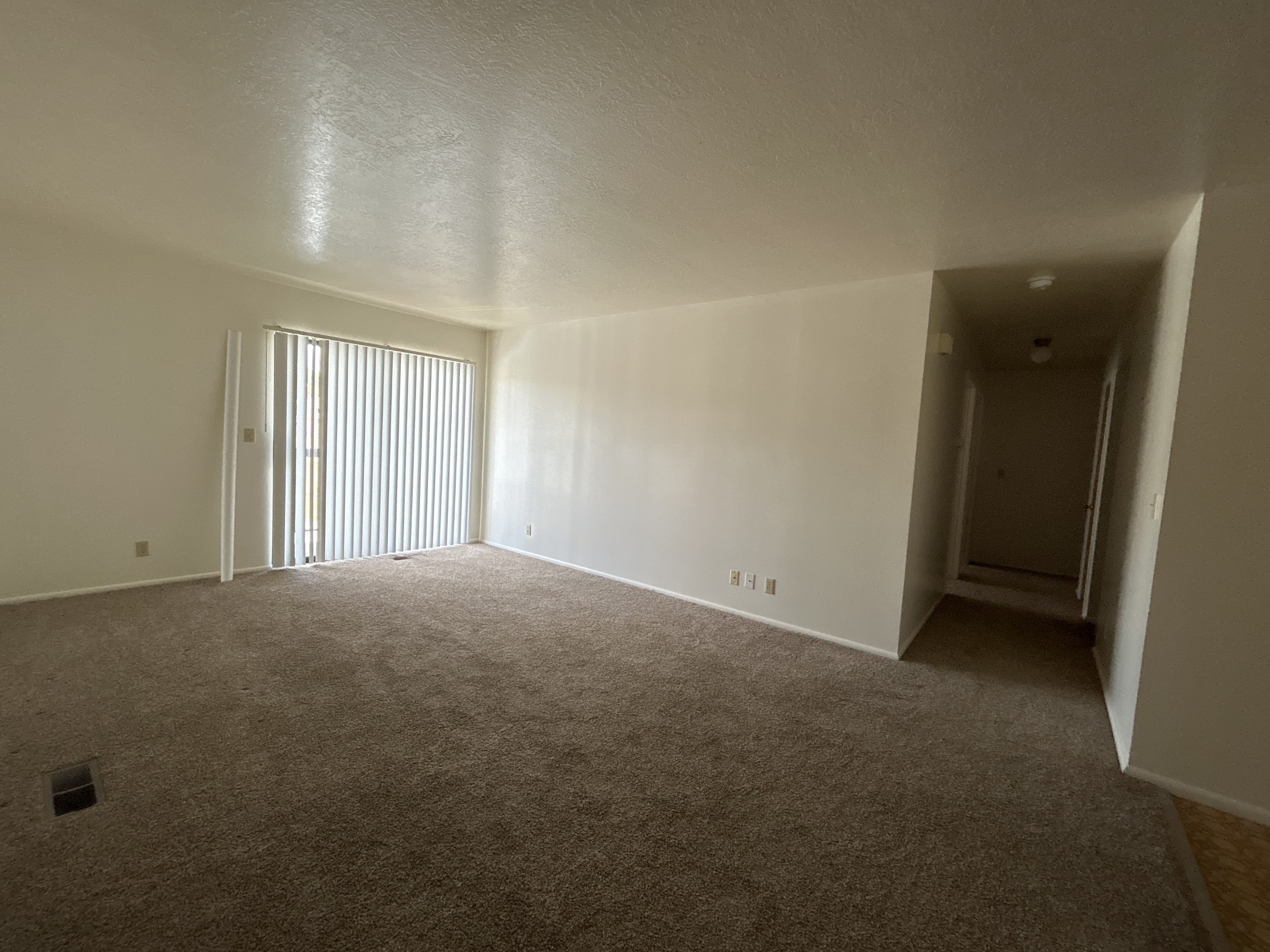 93 South Valley Drive – photo 3