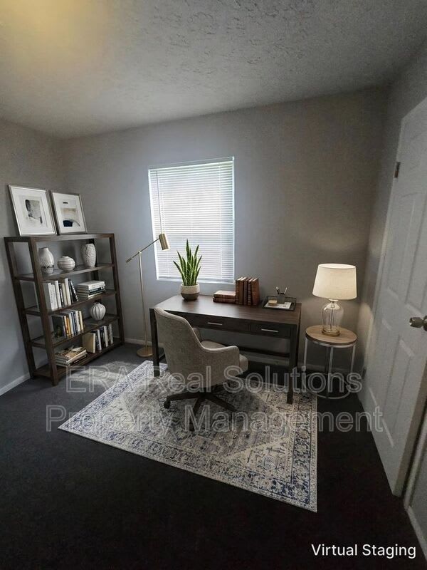 2556 Sandbury Blvd – photo 4