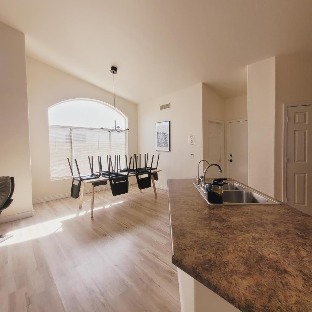 8720 W Kathleen Road – photo 5