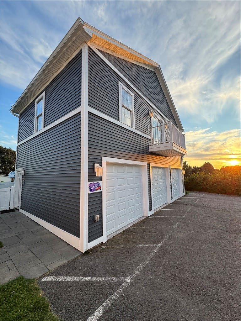 1651 Empire Boulevard – photo 2