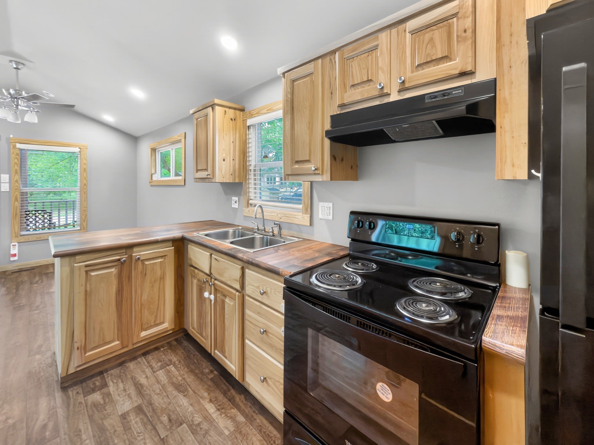 761 Paxton Road – photo 3