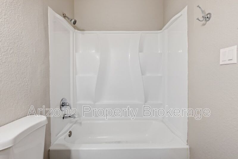 603 W. Rio Salado Pkwy. – photo 2