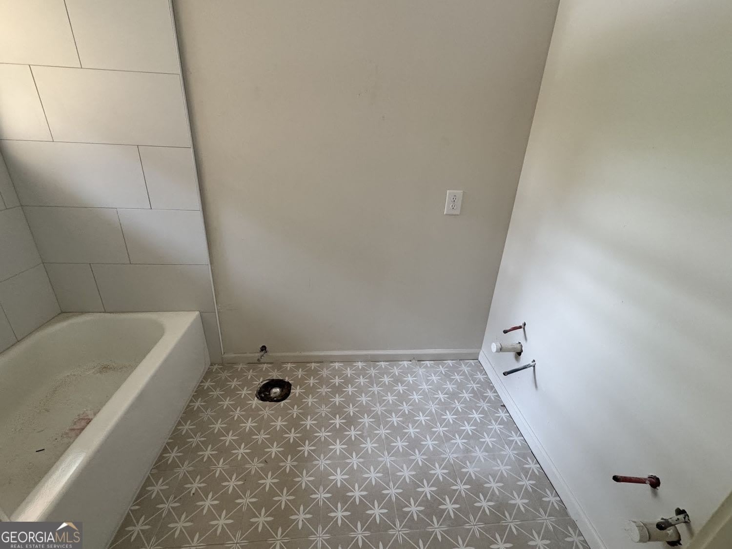 732 Hanover Lane SE – photo 5