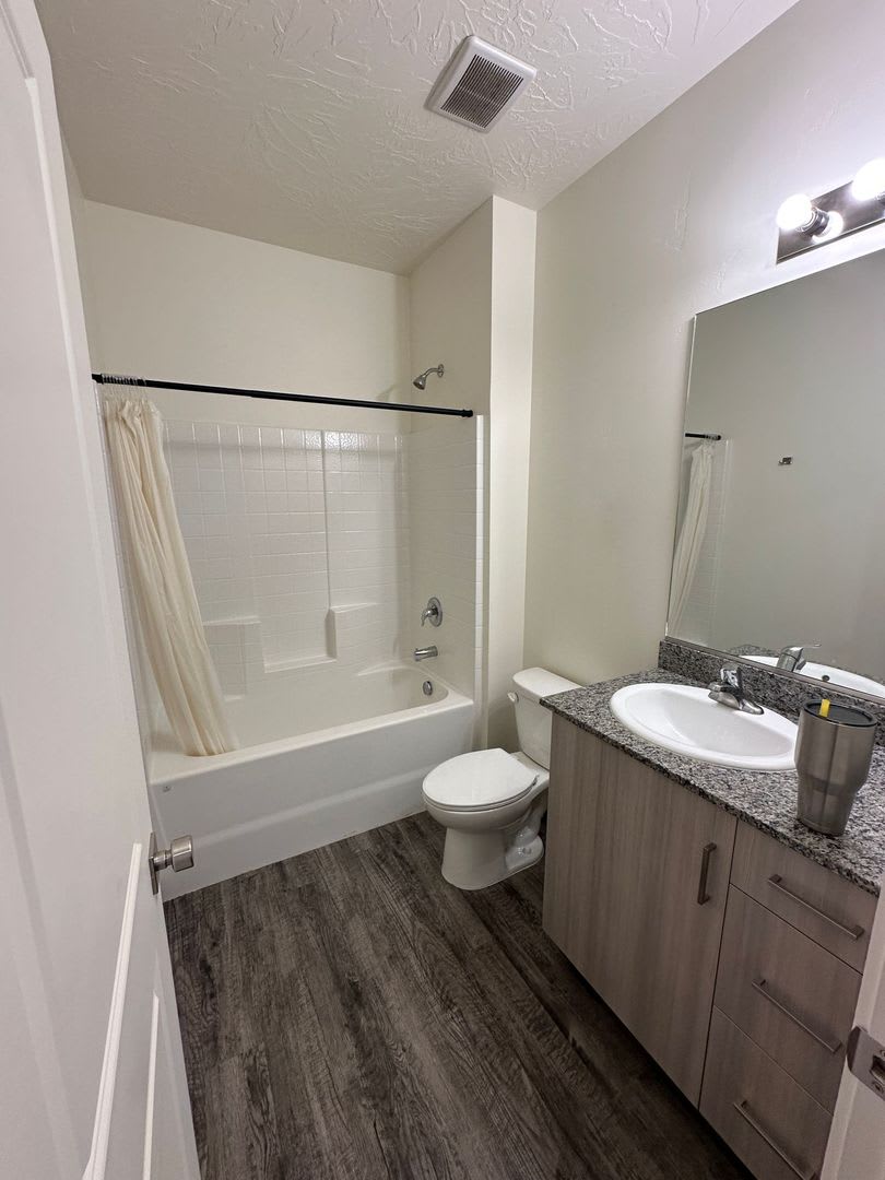10 Bed room Condo/Townhome – photo 5