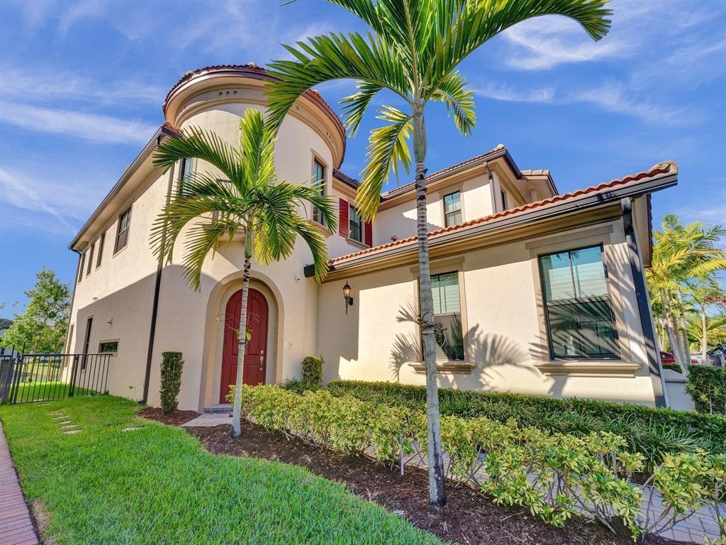 9345 Carrington Avenue – photo 1