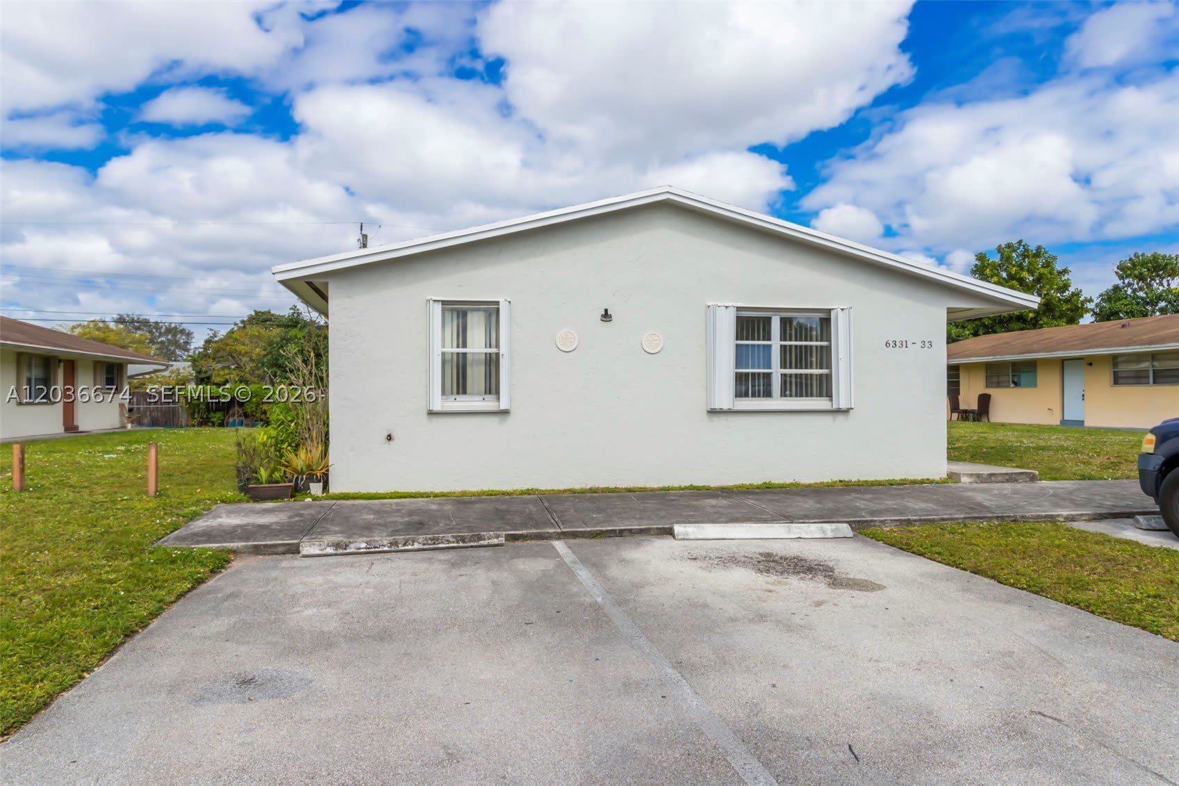 6331 Pierce St – photo 1