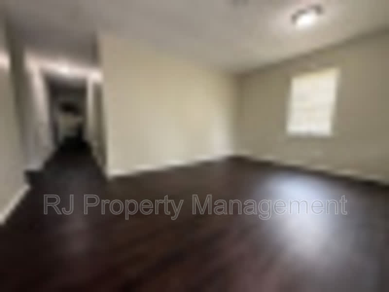 284 Gaston Ave – photo 1