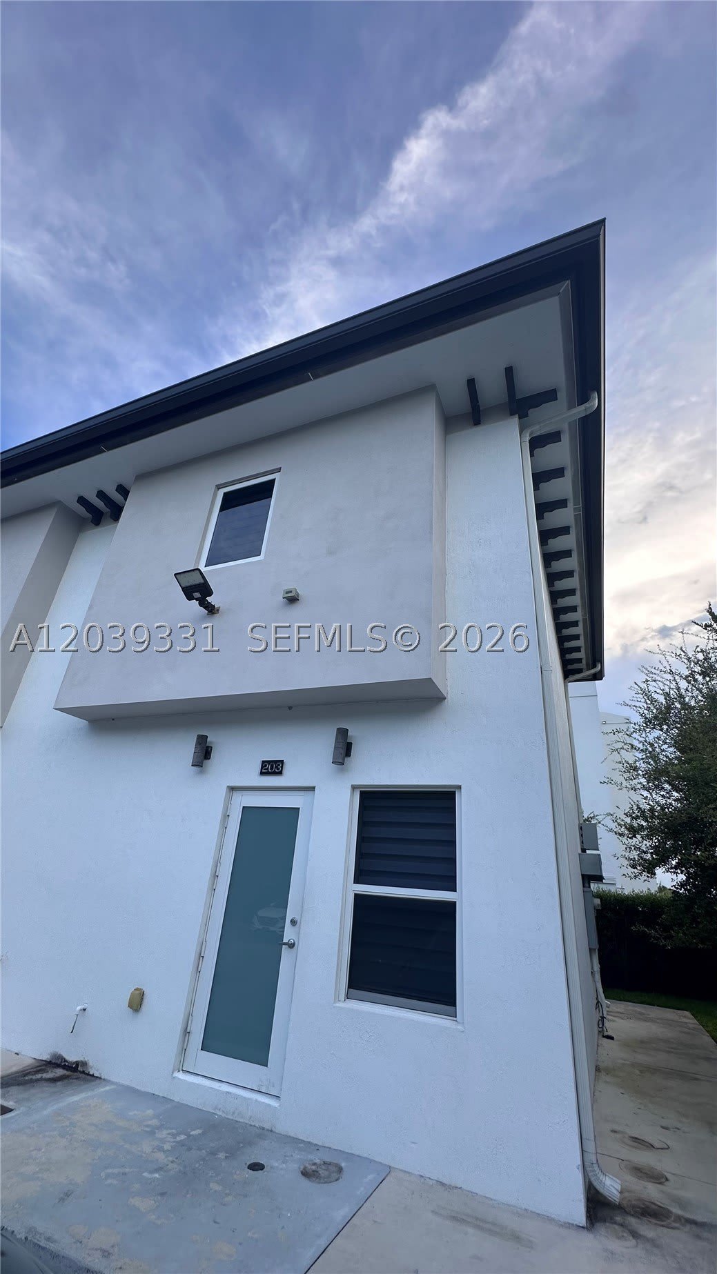6410 SW 139th Avenue Rd – photo 1