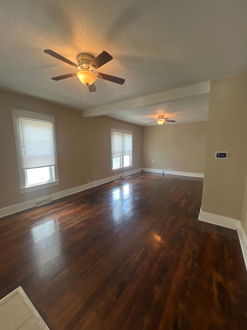 Coming Soon! 4 Bed 1.5 Bath – photo 2