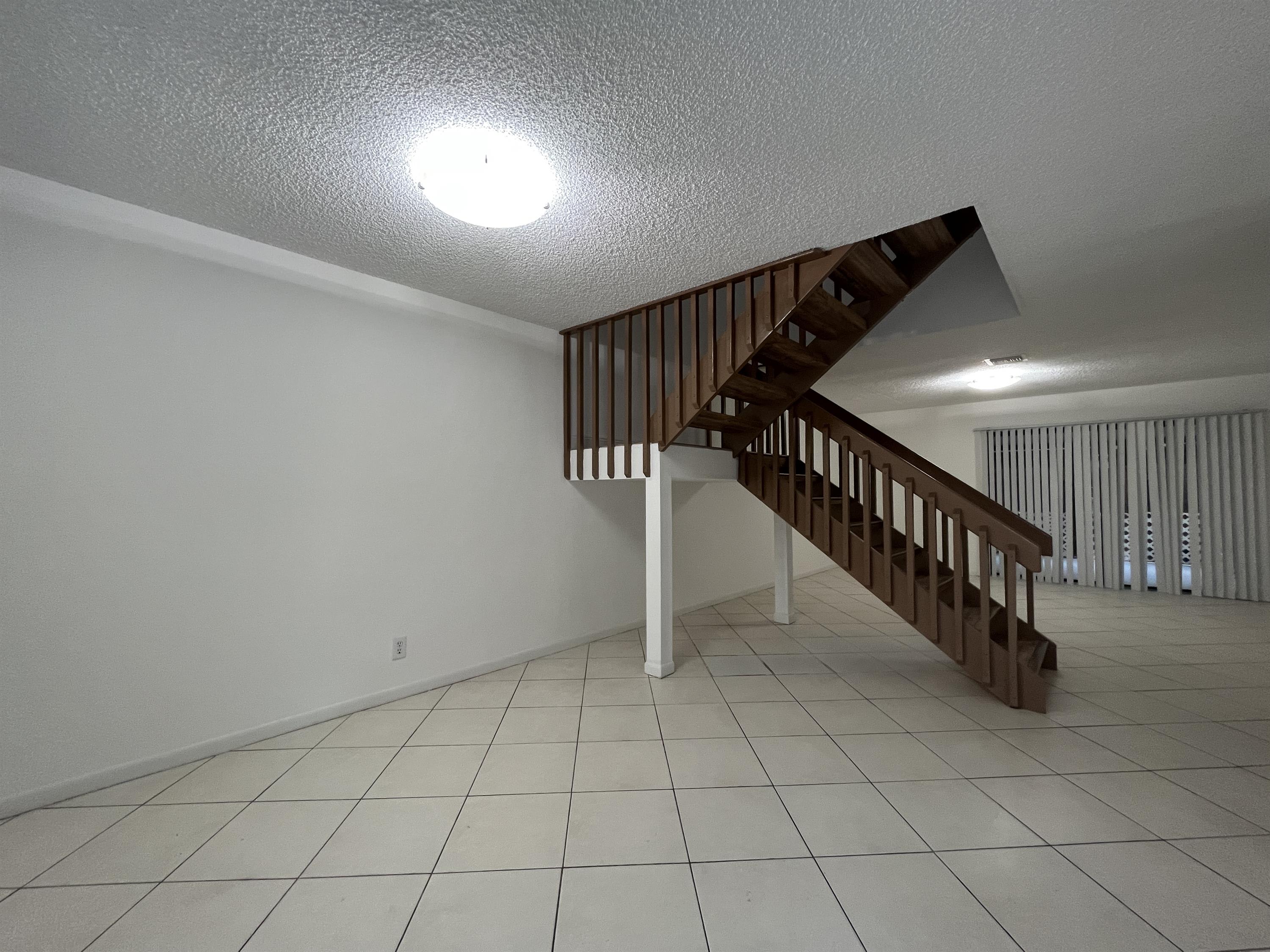 16413 Grape Way – photo 4