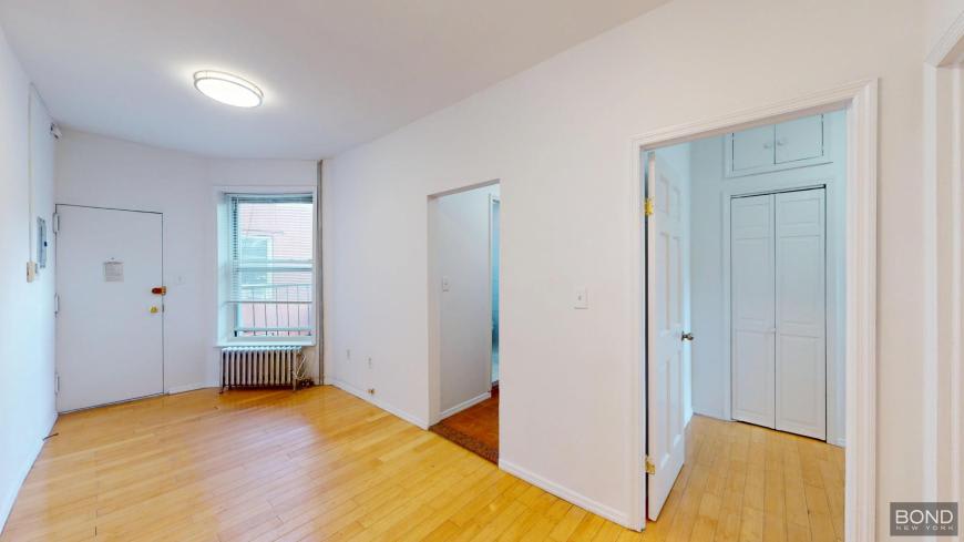 20 Spring Street – photo 1