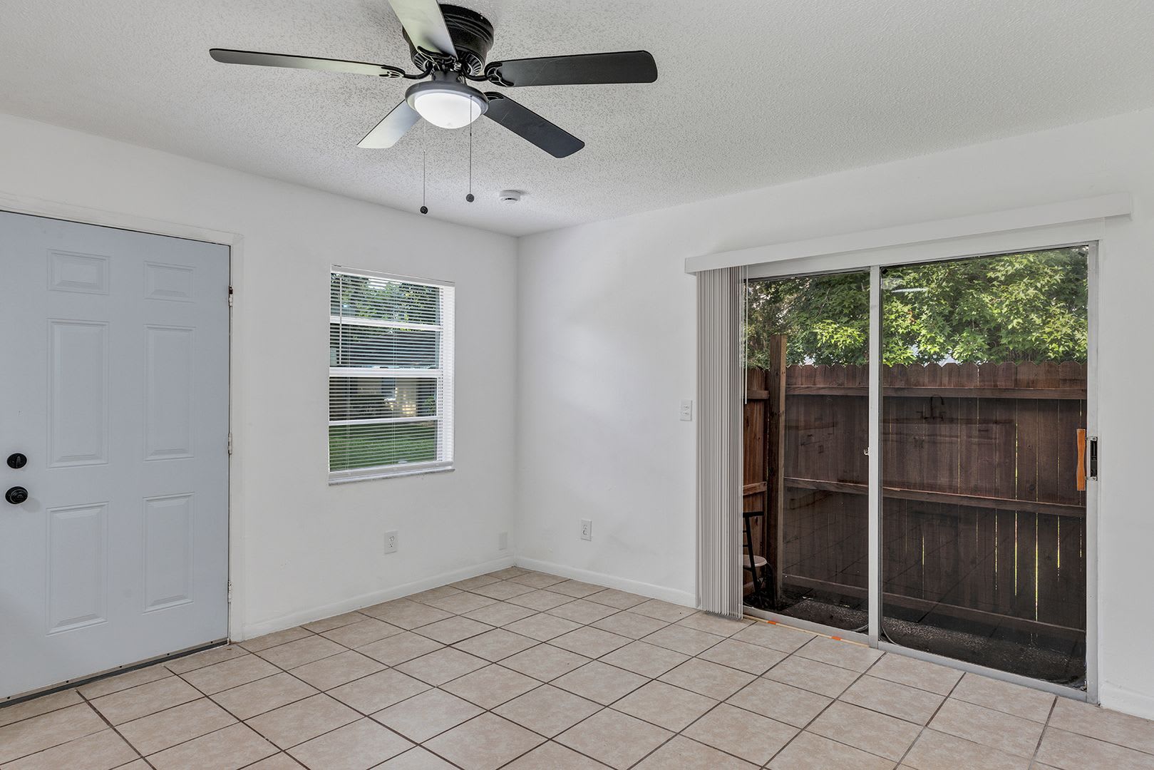Affordable 1-Bedroom Apartment for Rent – Great Location in Ocala! – photo 3