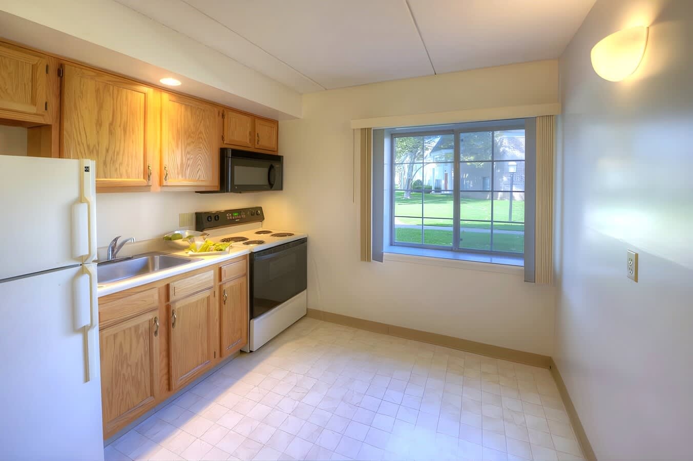 French Court Apartments – photo 5