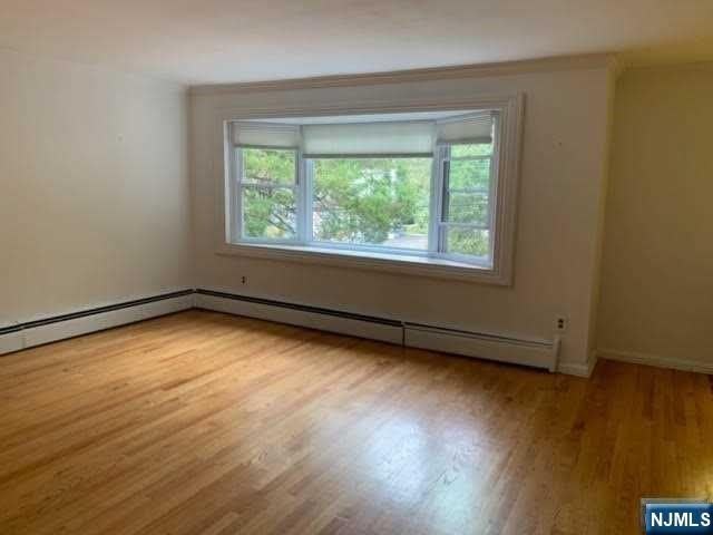 10 Lenox Avenue – photo 3