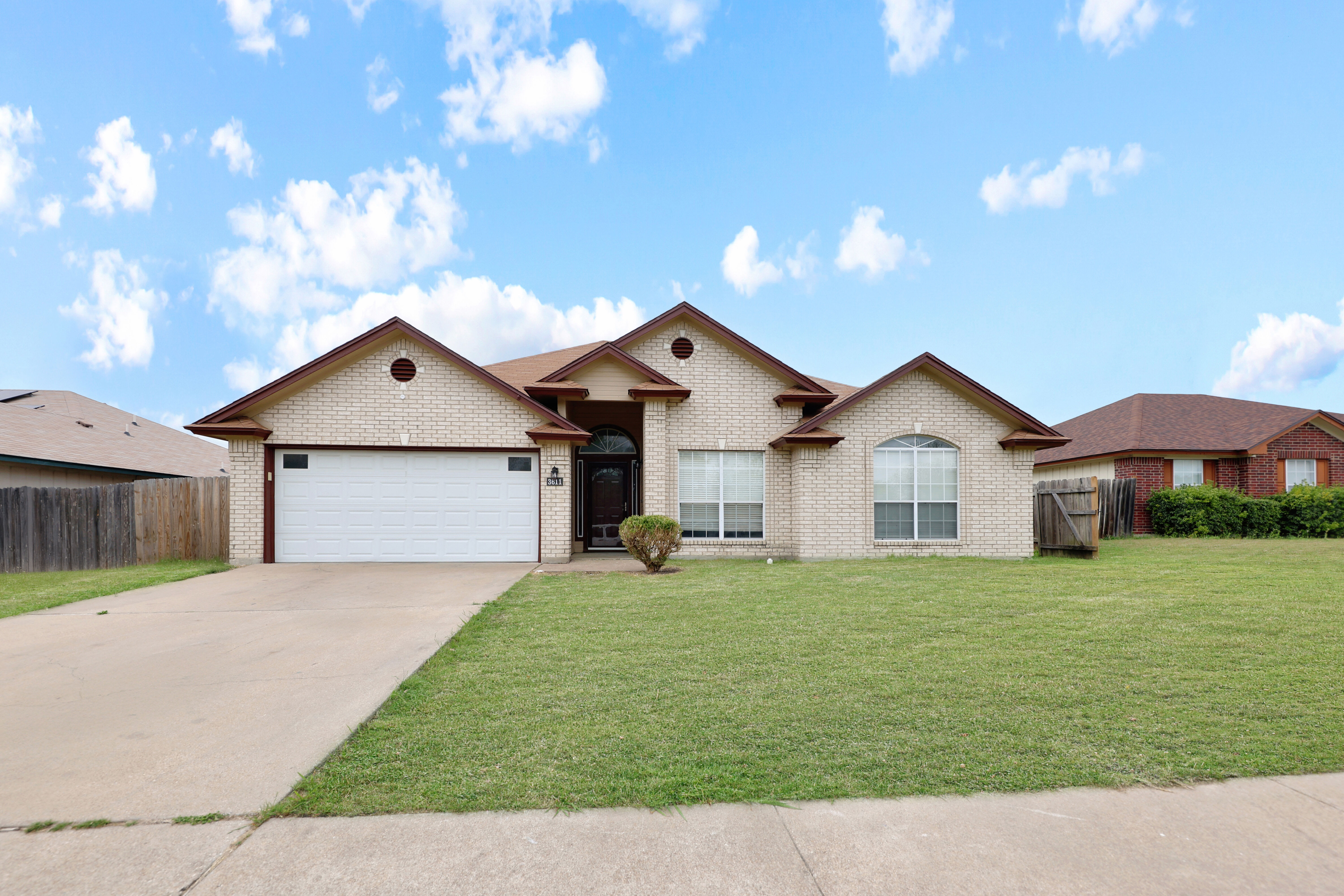 3611 Dorothy Jane Dr – photo 1