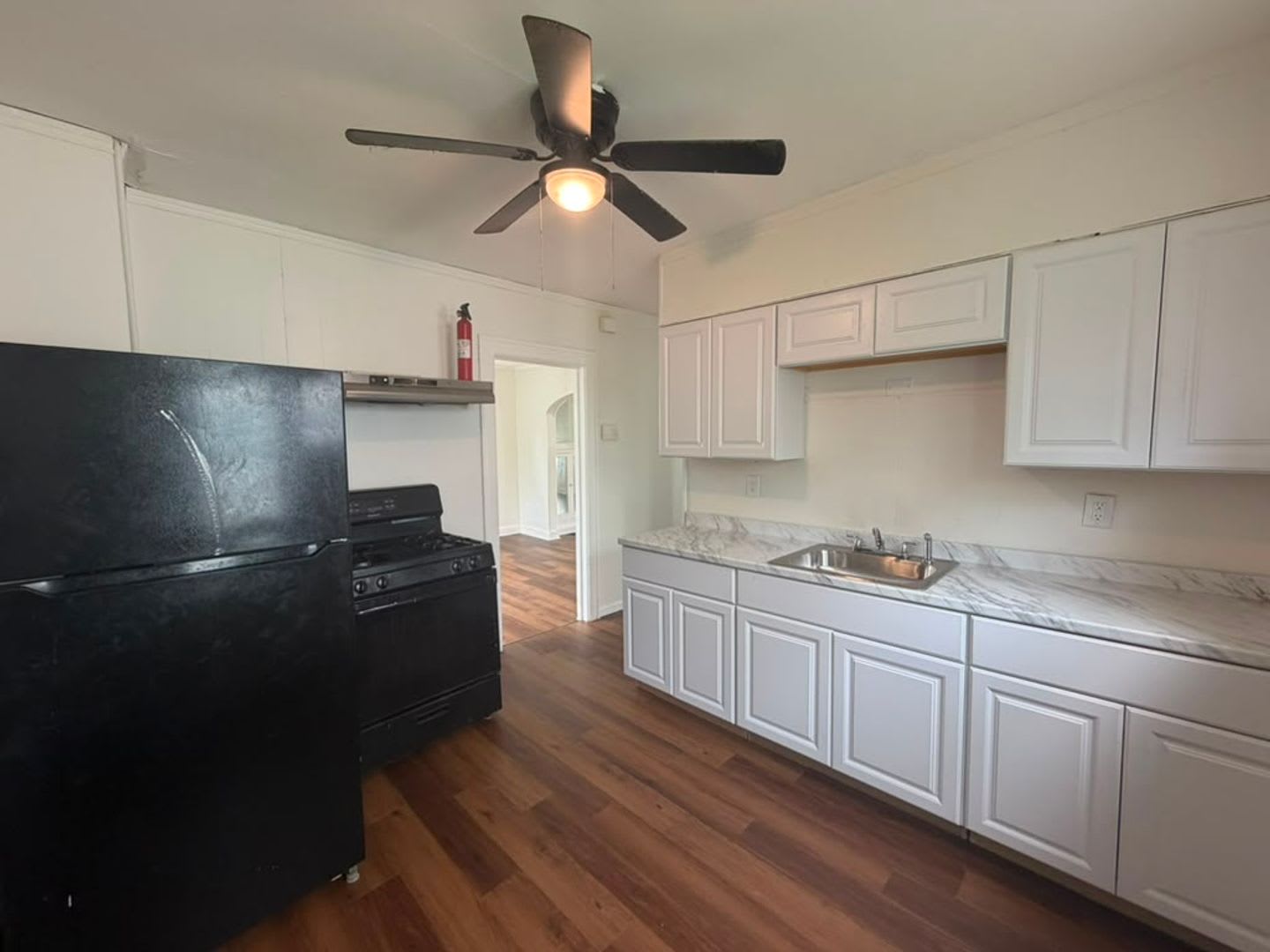 Freshly Renovated 3 Bedroom Home In Garfield Heights – photo 3