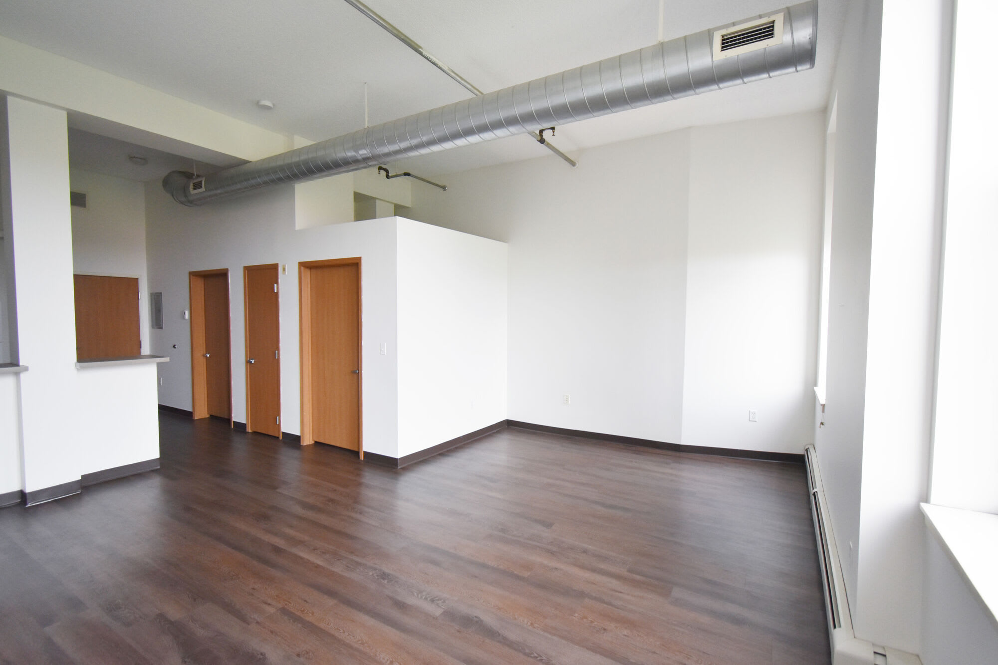 Straus Loft Apartments – photo 5