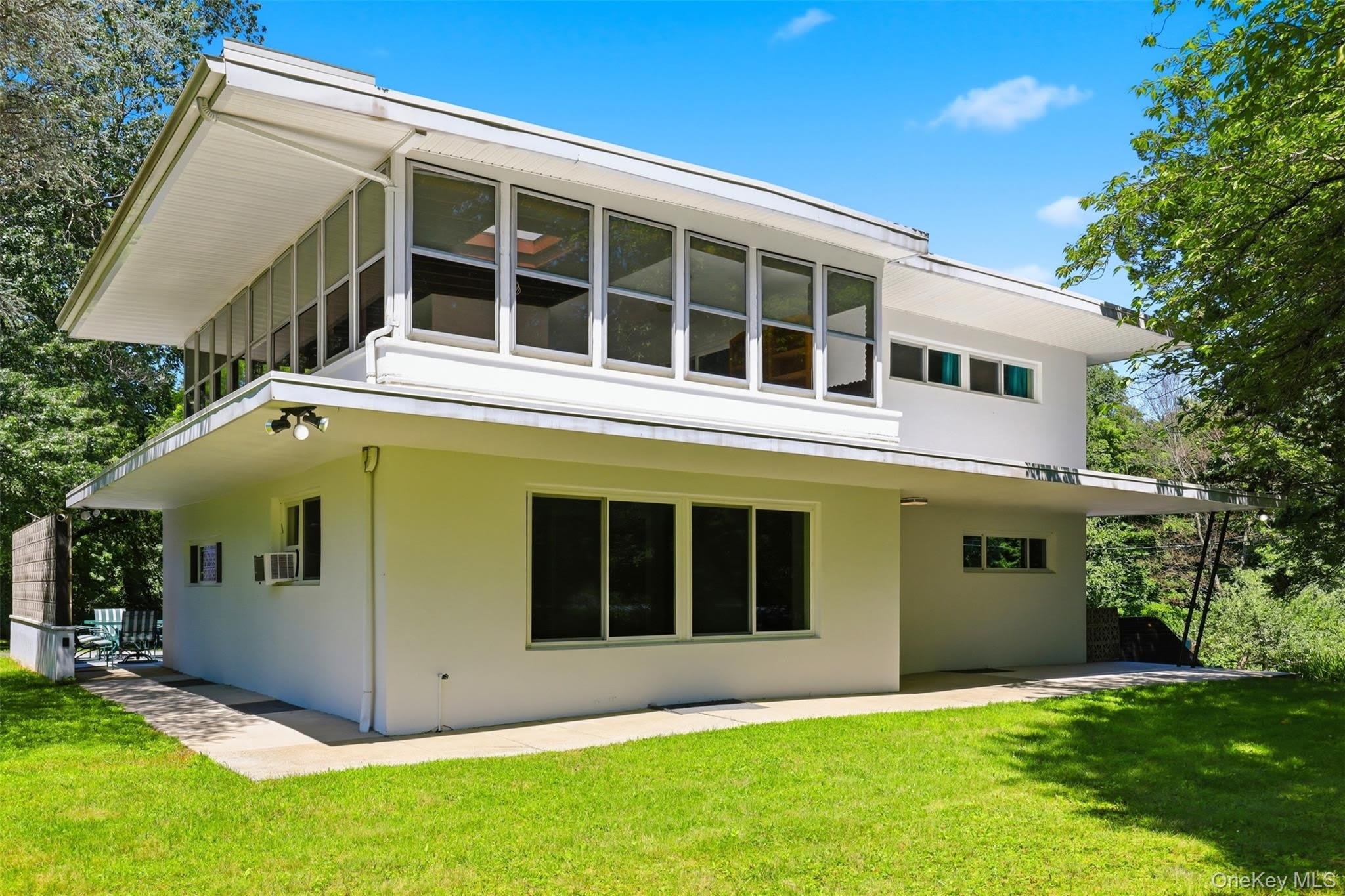 58 Carolyn Road E – photo 4