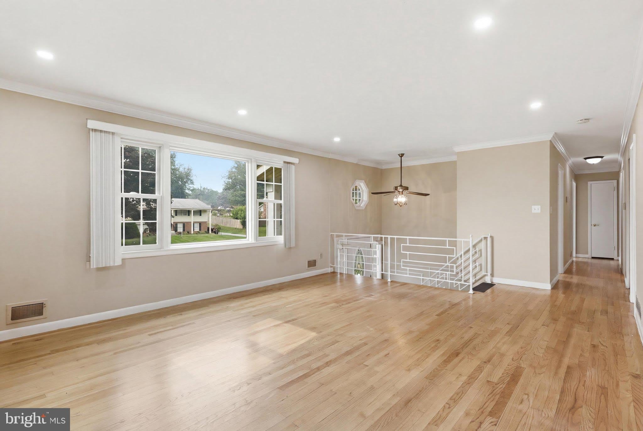 9210 MAPLE ROCK Drive – photo 5