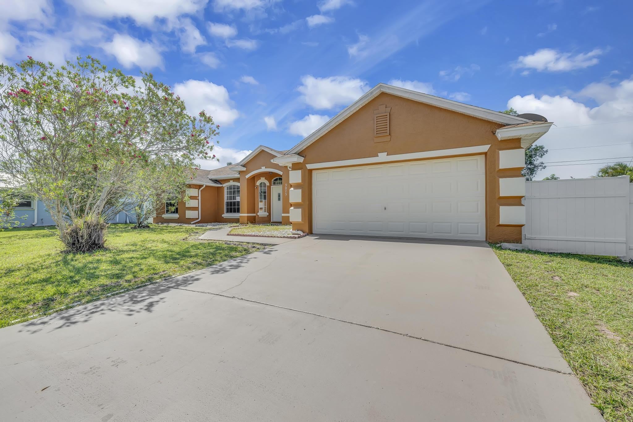 5075 NW Egret Avenue – photo 5
