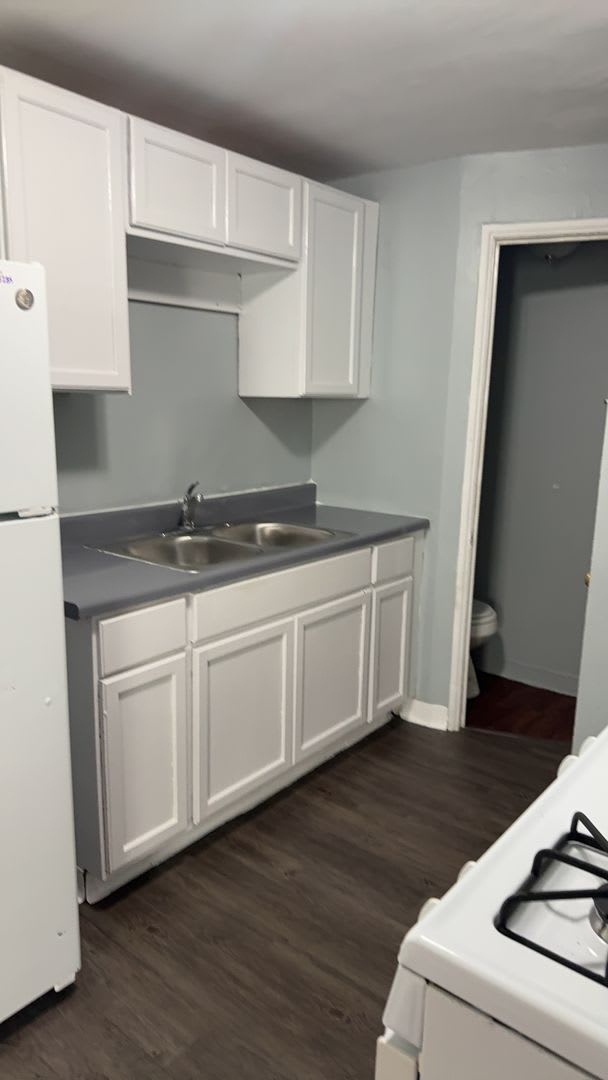 3Bd 1 5 Ba Nicely Updated Home – photo 5