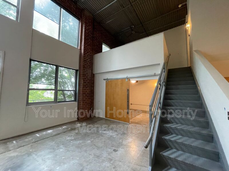 195 Arizona Avenue – photo 3