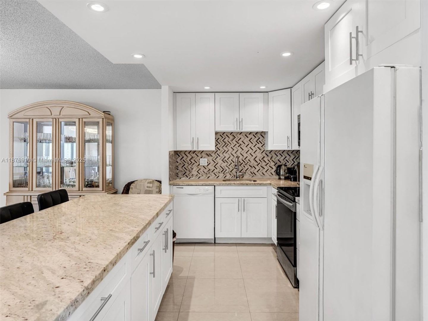 20401 NE 30th Avenue 310-8, Aventura, FL 33180 – photo 1