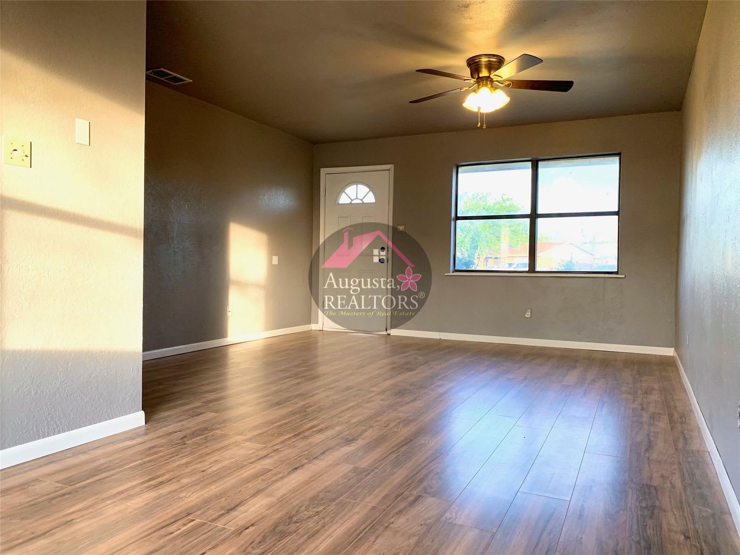 4 bedroom house in Merkel! – photo 4