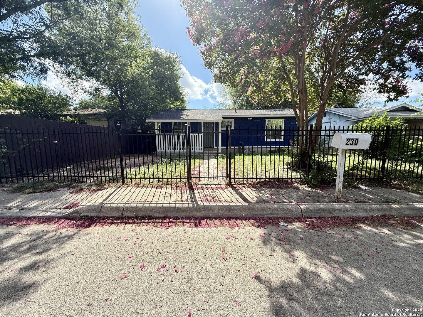 230 S SAN GABRIEL AVE – photo 1