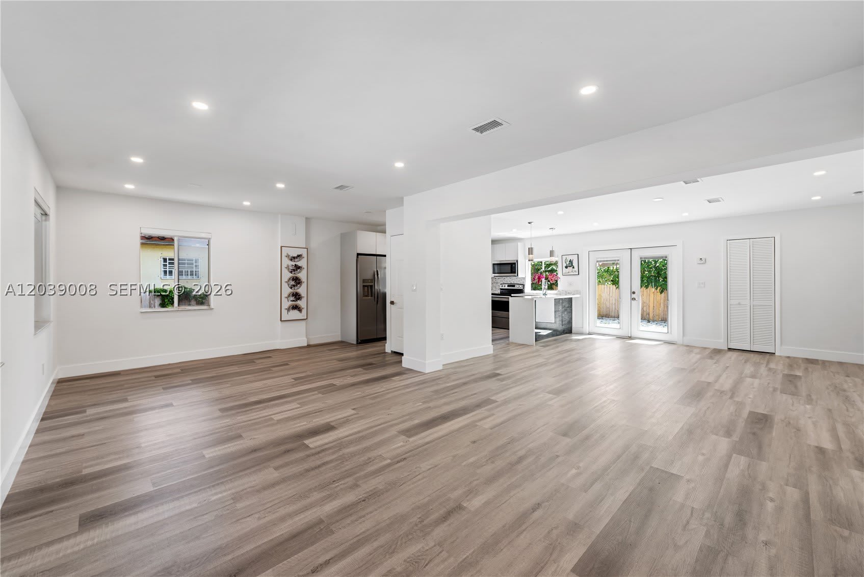 2721 SW 29th Ct – photo 2