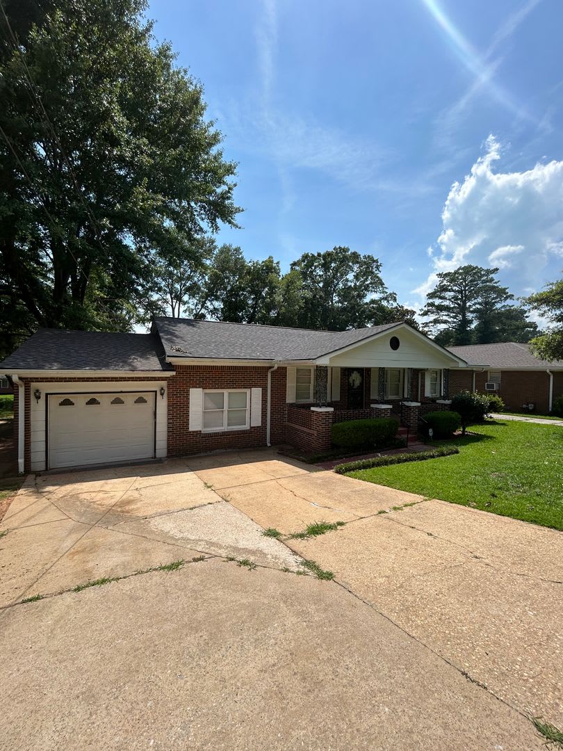 4-Bedroom/3-Bath House – photo 1